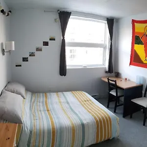 Very Nice, Clean And Quiet Double Next To Downtown Homestay Montreal